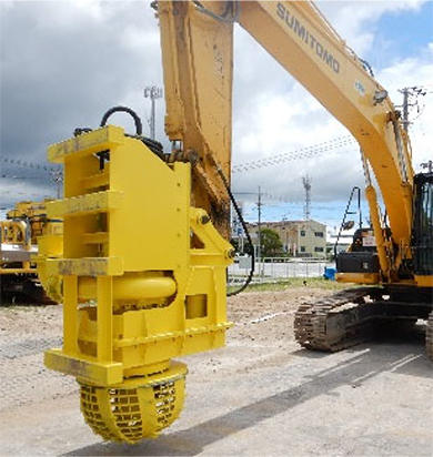 写真1 T-A Dredgerの建設機械への装着状況
