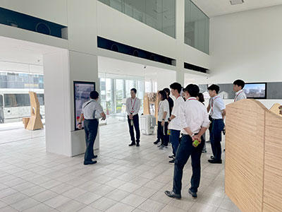 技術センター見学の様子